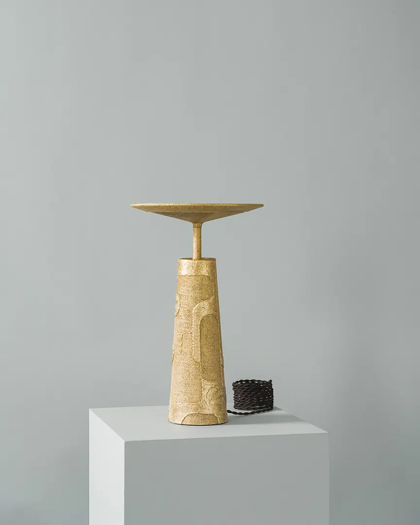 Maske Table Lamp