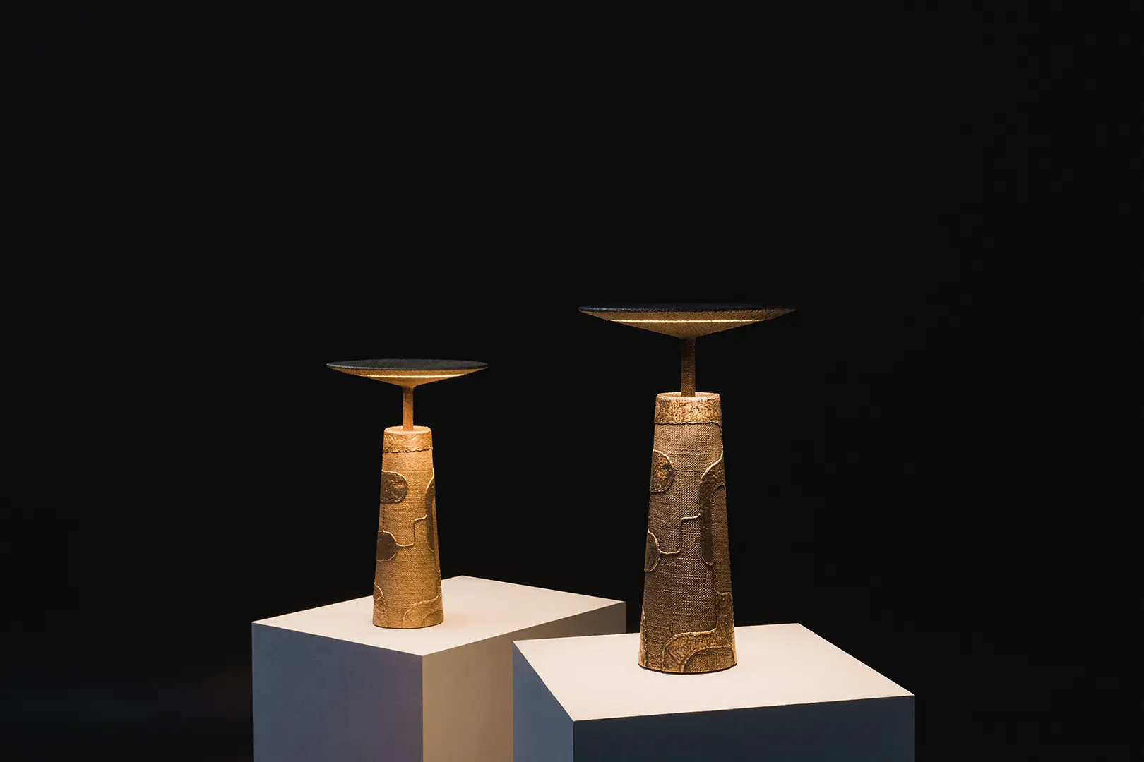 Maske Table Lamp