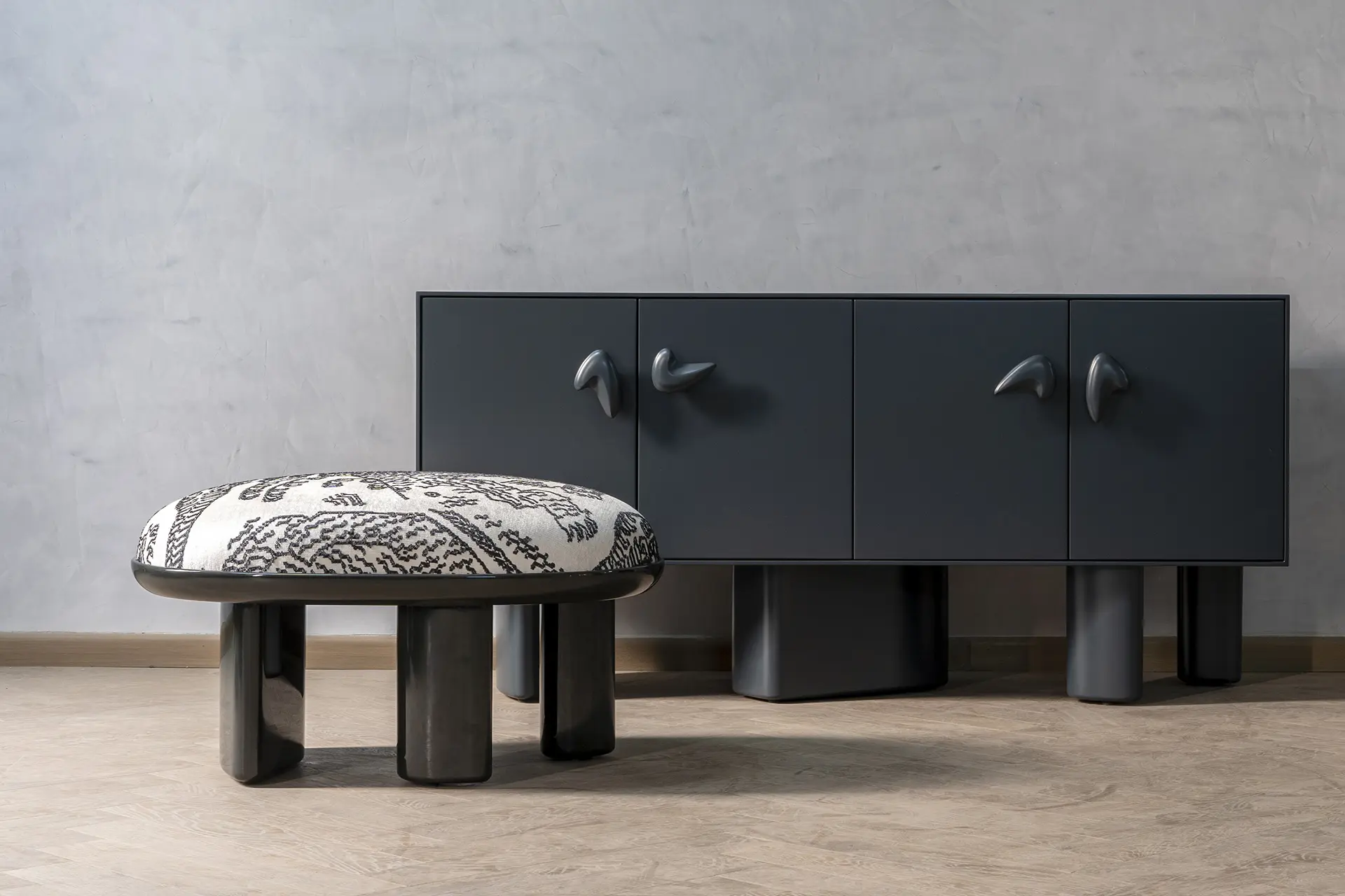 Custom - Anthracite Grey Lacquer