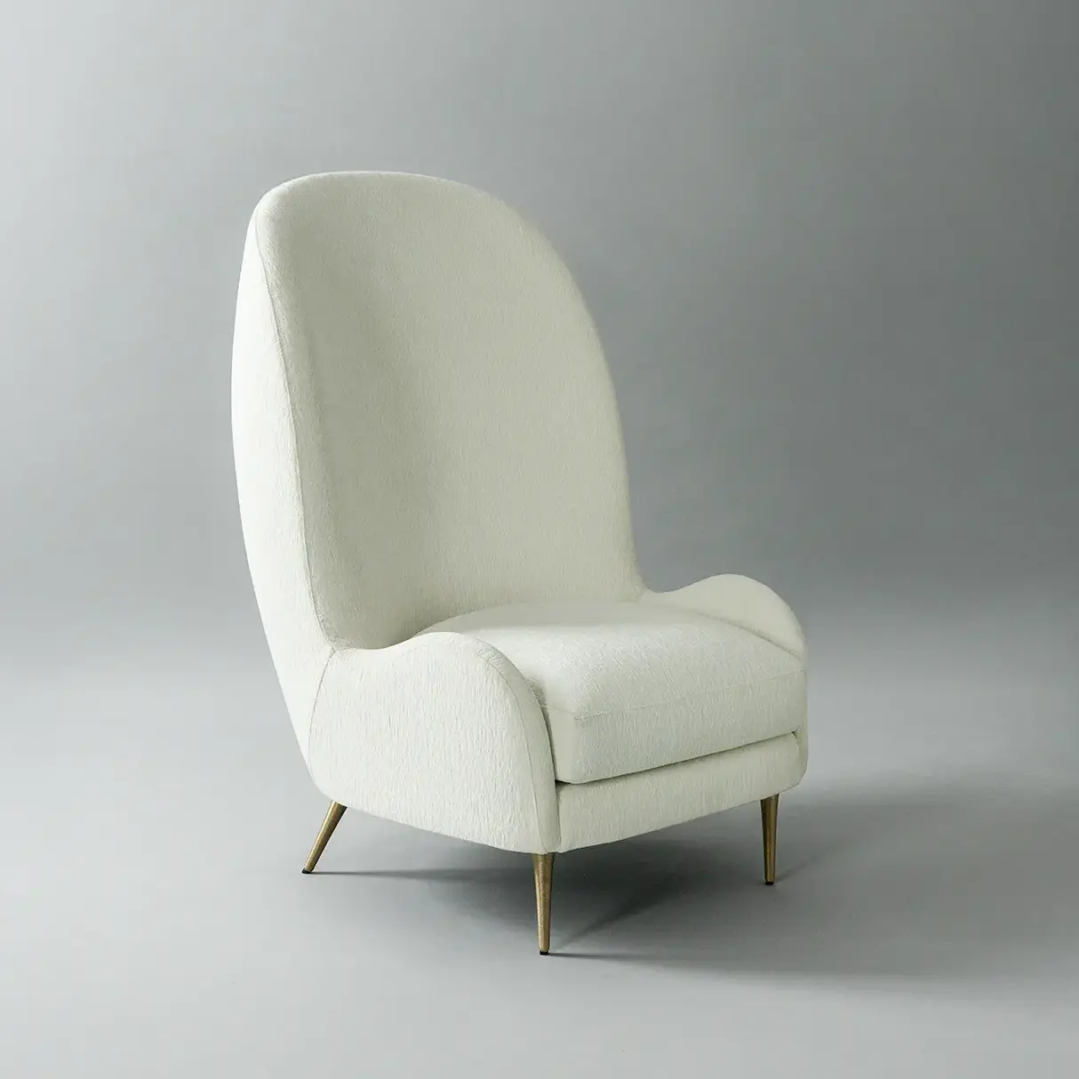 Aril Lounge